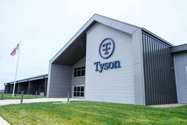 Tyson Foods Sells Poultry Complex to House of Raeford Farms