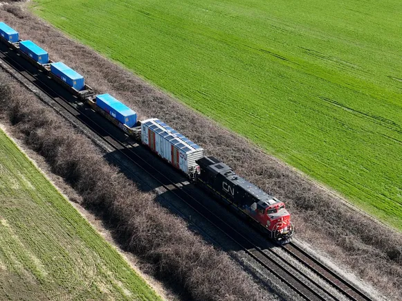 Effort panel purchases Canada’s railways to return to functions Monday