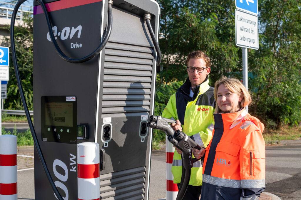 First e-truck charging station opens at Port of Hamburg