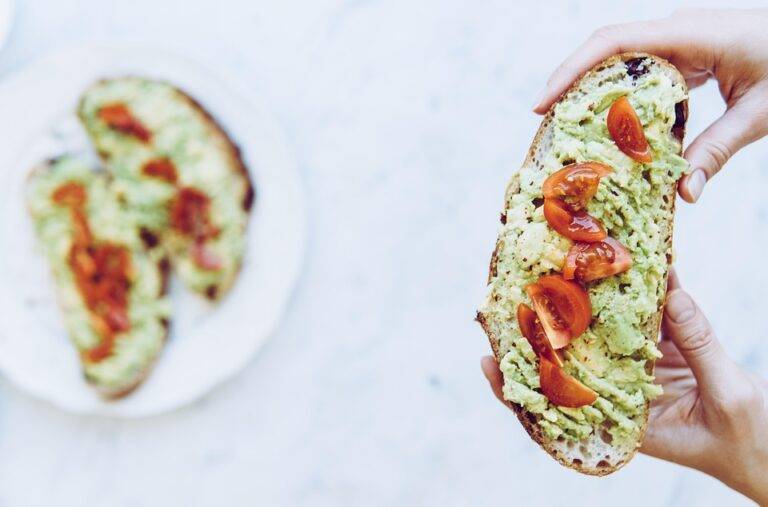 Best Avocado Cultivars for Different Climates & Markets Best Avocado Cultivars for Different Climates & Markets