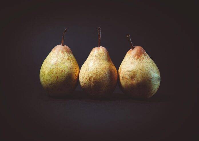 Top 10 Pear Exporting Companies & Their Market Reach