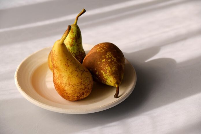 Top 10 Pear Farming Regions & Their Competitive Advantages