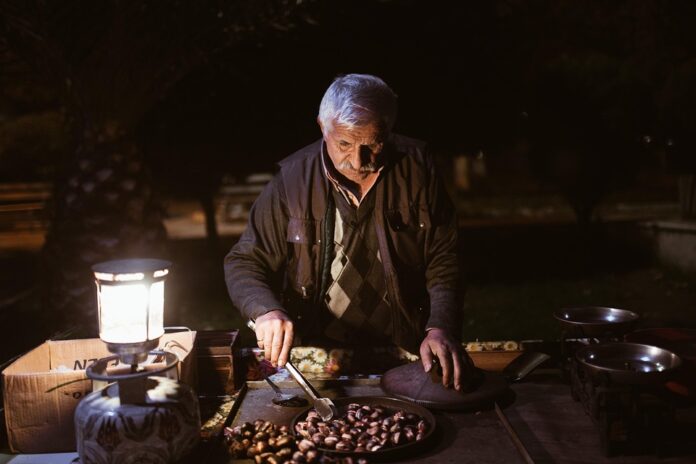 Case Studies: Successful Street Vendor Concepts and Their Impact on Urban Culture