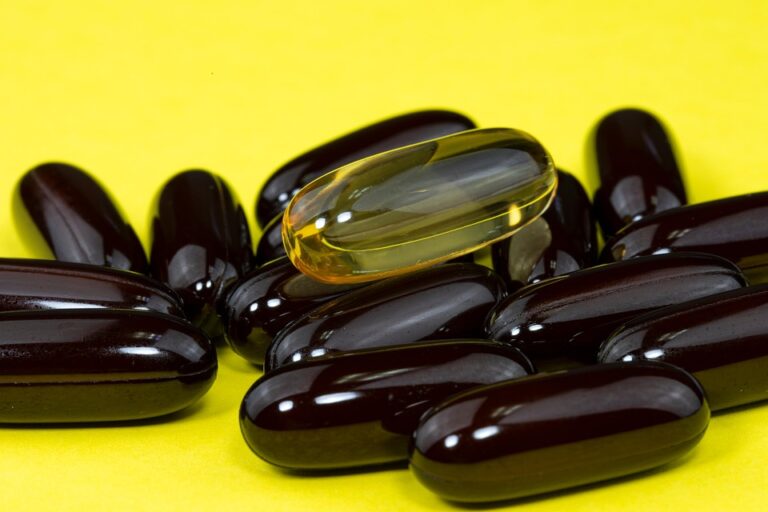 Challenges and Controversies Surrounding Gelatin in Processed Foods Challenges and Controversies Surrounding Gelatin in Processed Foods