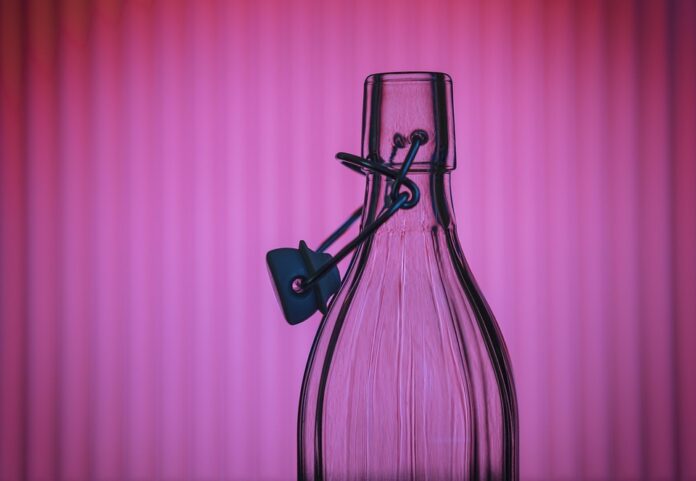 Clear bottles used to show natural color in low sugar energy drinks