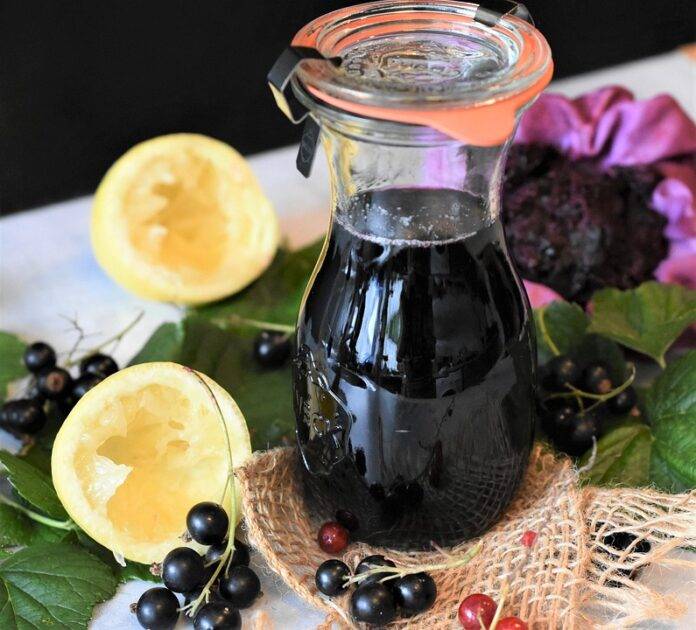 Export syrup packaging uses multilingual and temperature safe materials