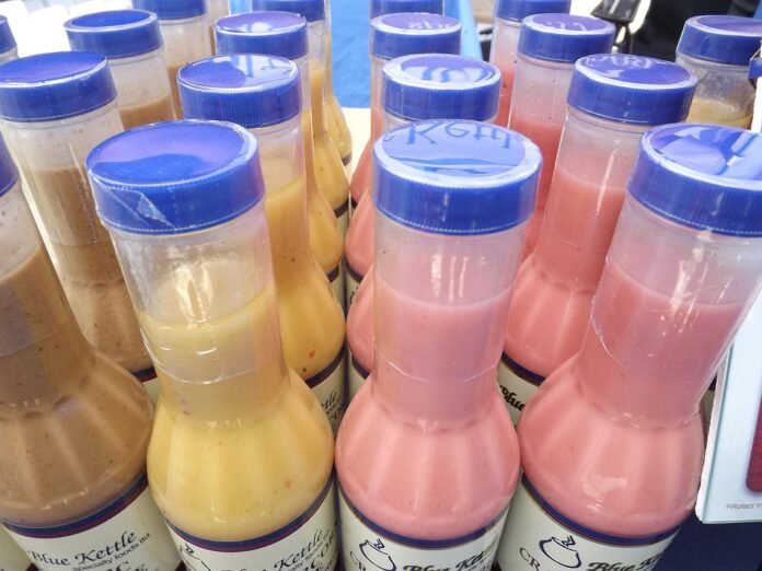 Heat and pour pouches dominate sauce packaging in frozen meal kits