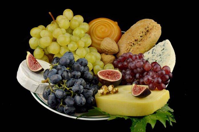 How Cold Chain Logistics Maintain Blue Cheese Quality