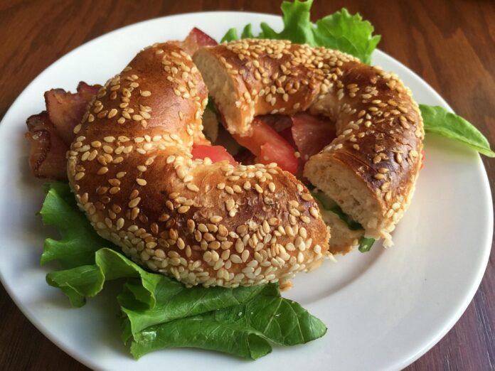 How Social Media and Food Trends Are Influencing Healthy Bakery Product Development