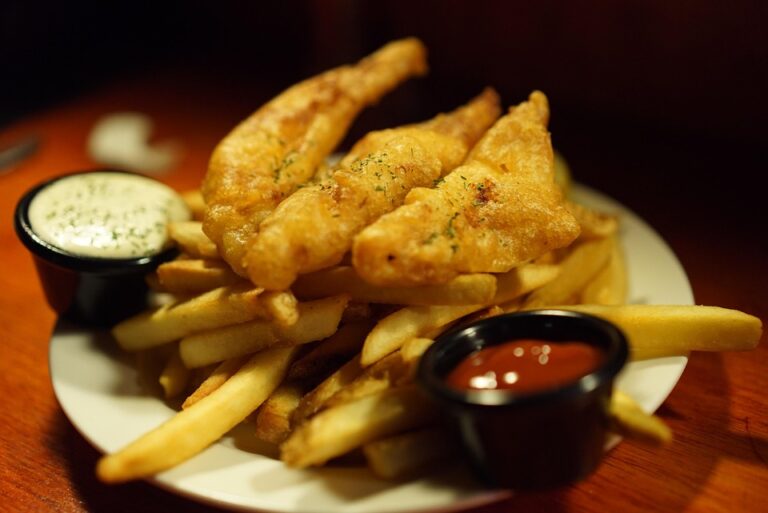 How Tartar Sauce Became a Seafood Staple Worldwide How Tartar Sauce Became a Seafood Staple Worldwide