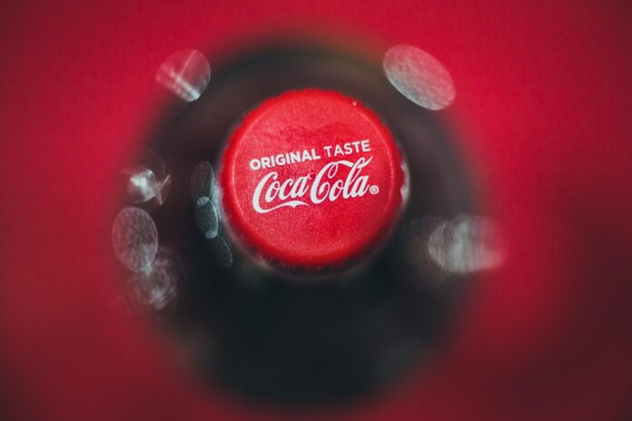 How beverage brands are innovating with resealable pouch technology