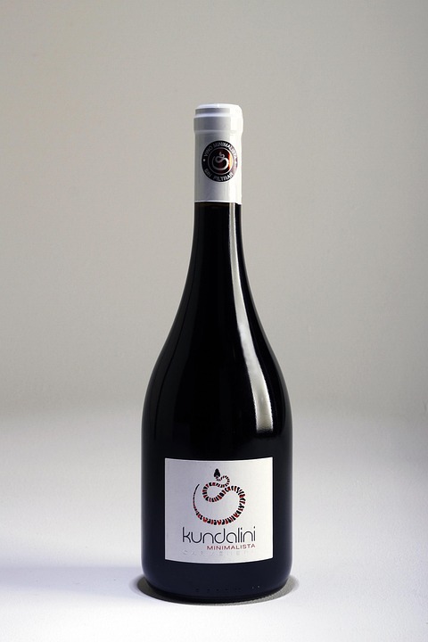 How grape variety and terroir define red wine flavor and structure How grape variety and terroir define red wine flavor and structure