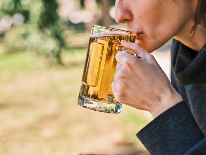 How hop additions during boil affect bitterness and aroma