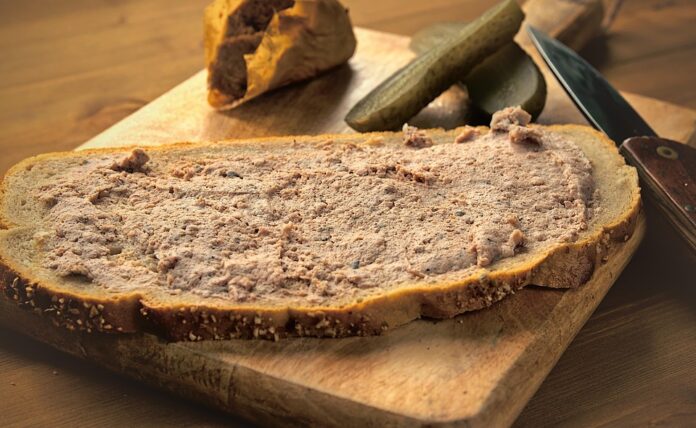 Labeling Regulations and Claims for Liver Sausage Products