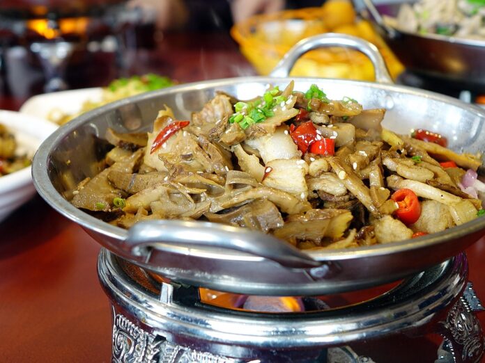 Post-Pandemic Shifts: How COVID-19 Reshaped the Chinese Restaurant Landscape