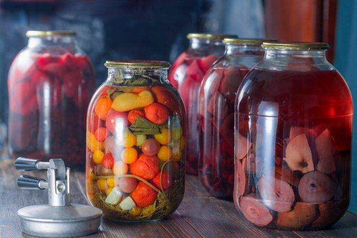 Pricing Strategies for Artisanal Versus Mass Produced Compote