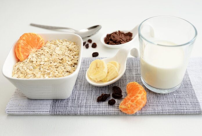 Retailers expand oatmeal product ranges to target health seekers