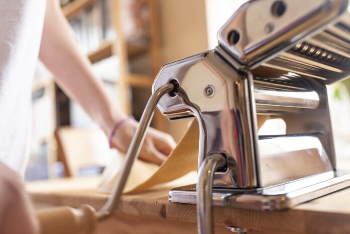 Stainless steel design ensures food safety and durability in pasta machinery