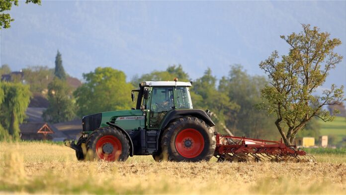 Sustainable land preparation practices supported by new machinery
