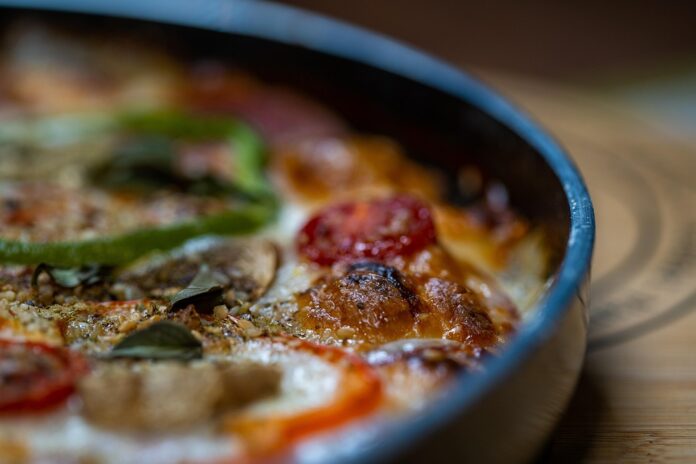 Technological Innovations in Italian Restaurants: Enhancing Customer Experience