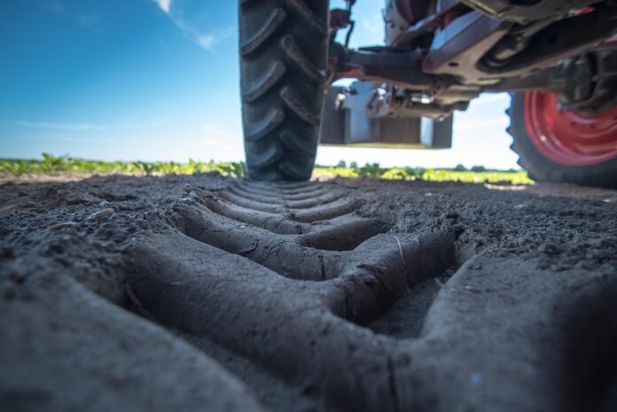Tractor financing leasing and ownership models explained