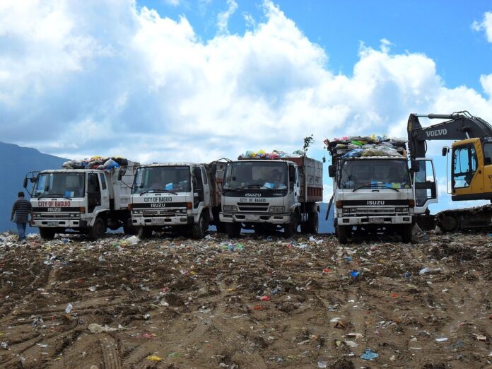 Waste collection bins and segregation systems for food facilities