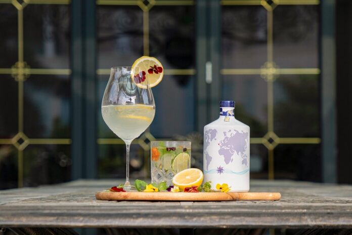 Why gin is a favorite spirit for mixologists and cocktail innovation