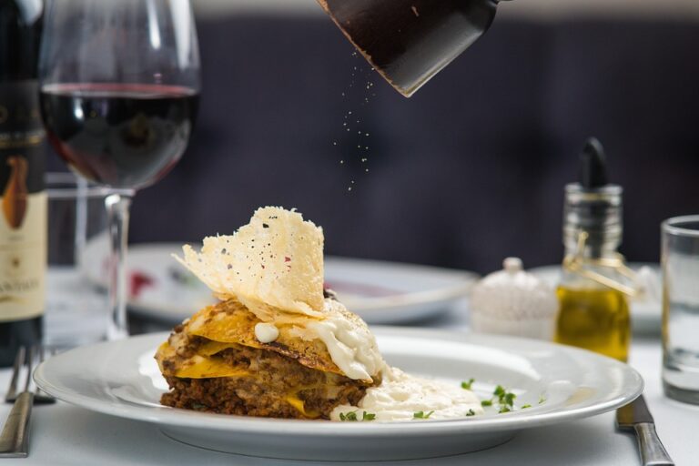 ​
Financial Performance Review: Annual Reports of Leading Restaurant Chains