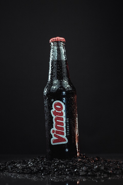 How brands use color to distinguish product lines and flavor cues