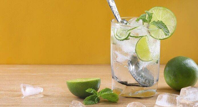 How juice drinks compete with sparkling and still flavored waters