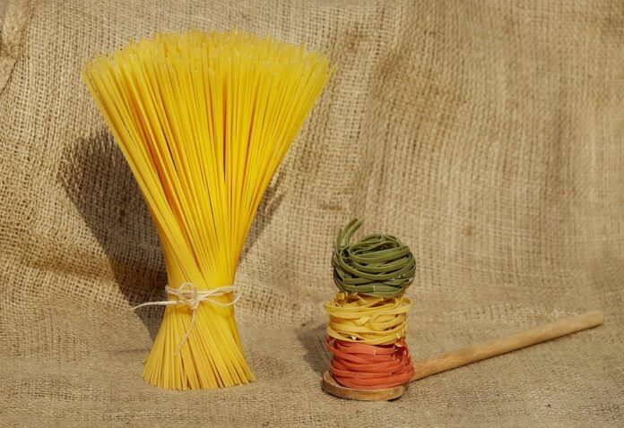 Top 10 Asian noodles import companies in Canada