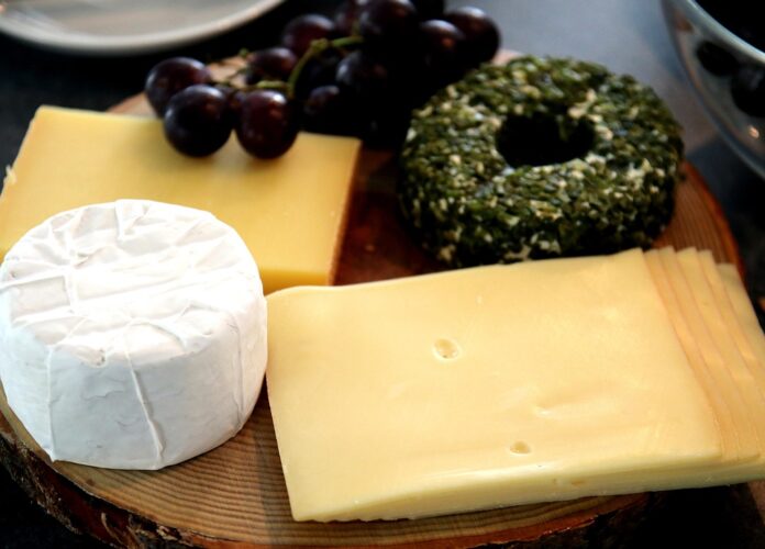 Top 10 analogue cheese import companies in the Netherlands