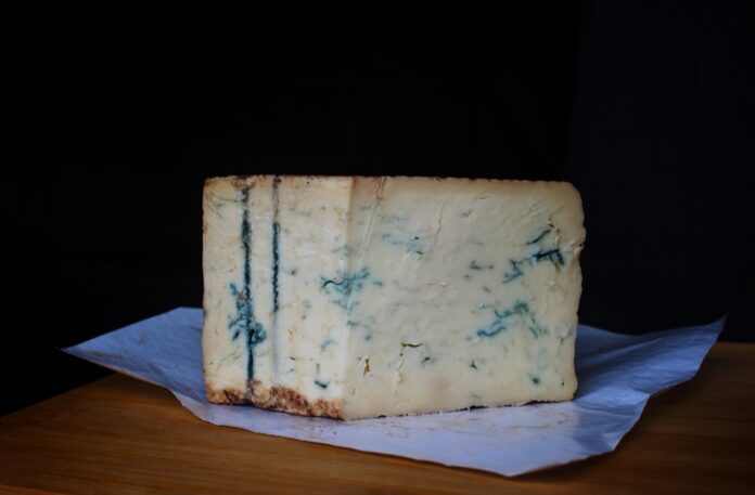 Top 10 blue cheese importing countries in the world in 2025