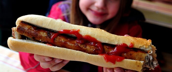 Top 10 bratwurst importing countries in the world in 2025