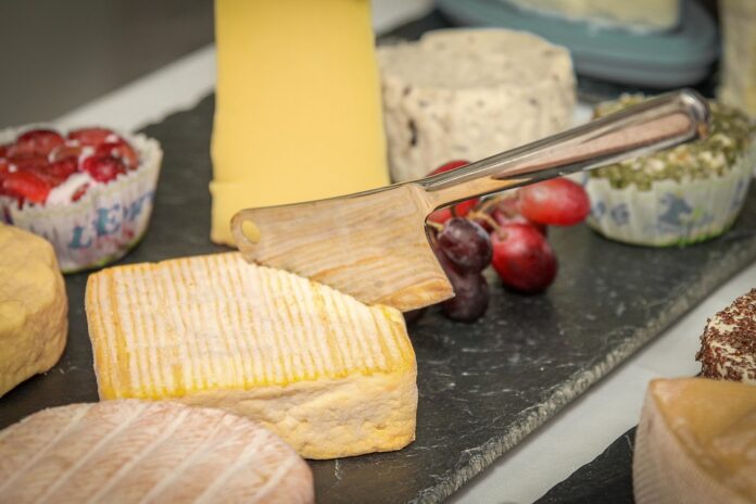 Top 10 clean label cheese import companies in France