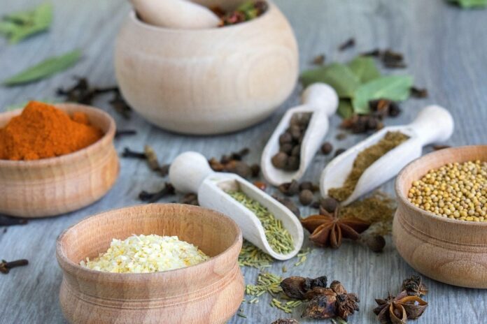 Top 10 condiments packaging export companies in Italy