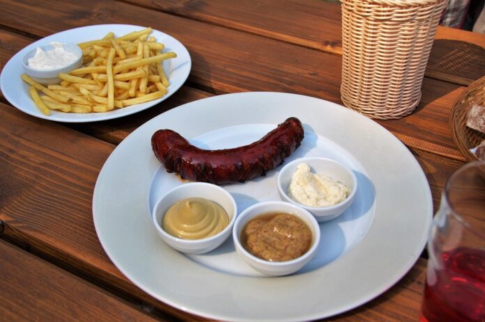 Top 10 countries consuming the most tartar sauce per capita