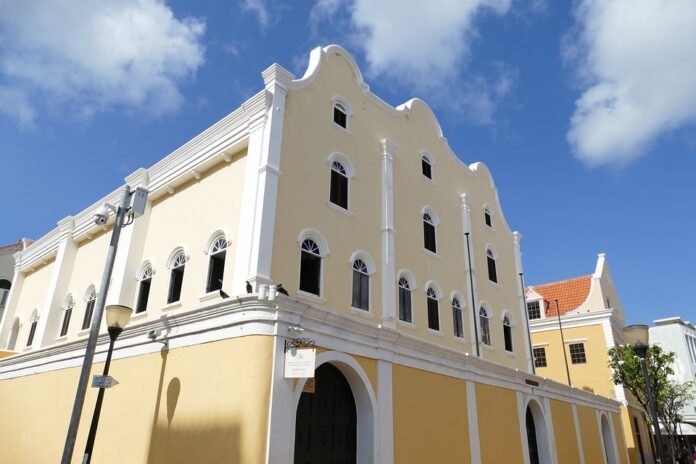 Top 10 curaçao export companies in Italy