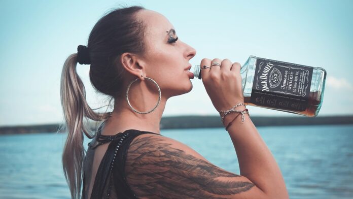 Top 10 fastest growing Tennessee whiskey companies in 2025