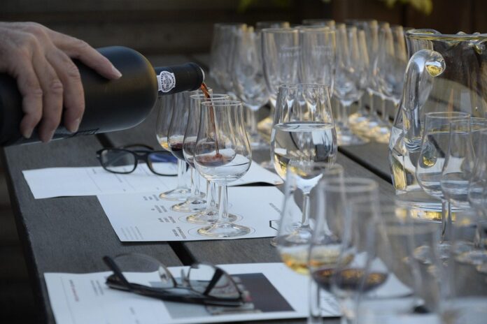 Top 10 fastest growing port wine companies in 2025