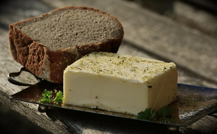 Top 10 foodservice butter brands used in hotels and restaurants