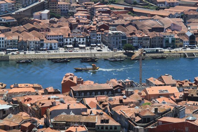 Top 10 port wine importing countries in the world in 2025