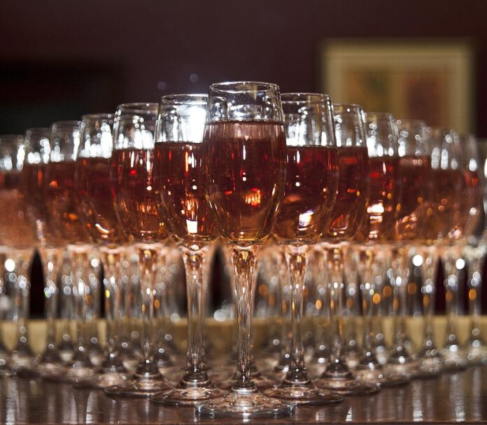 Top 10 rosé wine brands in retail and grocery